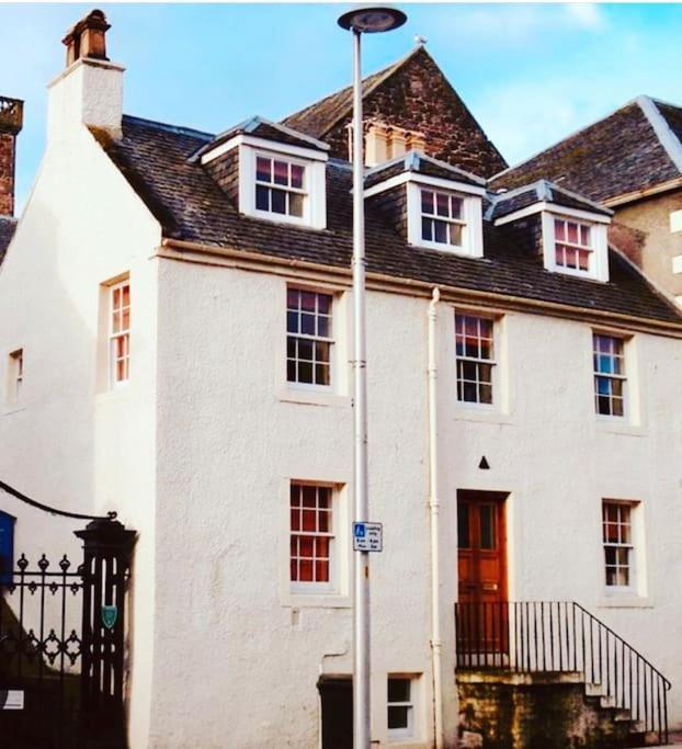Jacobite'S Retreat, 17Th Century Cottage In The Heart Of Inverness Zewnętrze zdjęcie